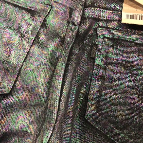 Leviβs Black Petrol Coated Skinny Legging Jeans - Picture 16 of 16